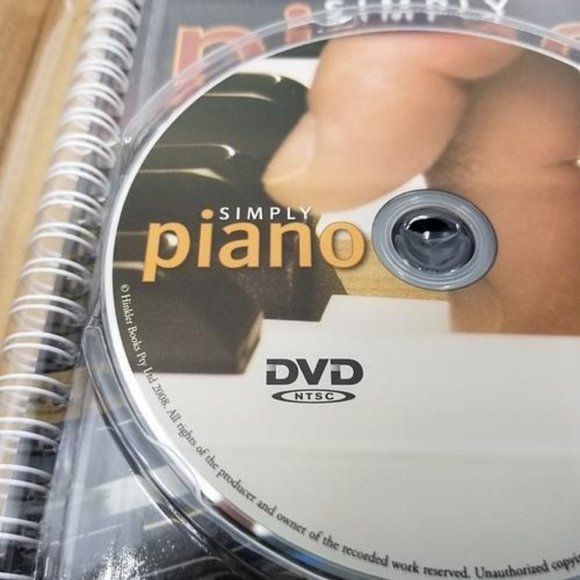 Hinkler Simply Piano DVD Box Set w/ 80-Page Piano Lessons Spiral Book OPEN BOX - Picture 4 of 8